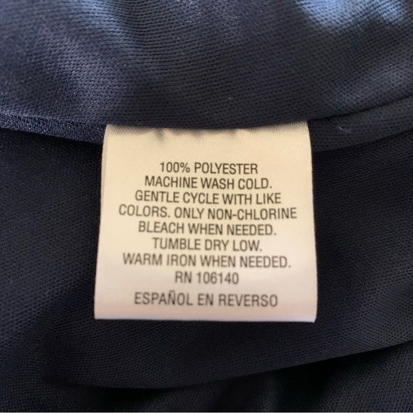 Madison Jules Umbrella Print Sleeveless V-Neck Dress Size Medium New With Tags - Picture 9 of 10